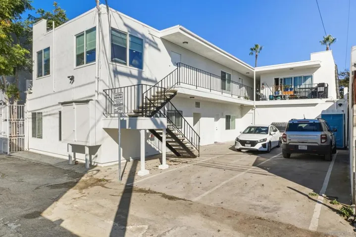 4843 Voltaire St, San Diego, California 92107 — photo 4
