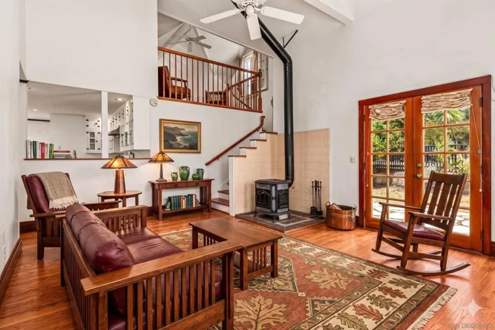 https://zimg.paragon.ice.com/ParagonImages/Property/PA/SDMLS/-522110/12/120/90/f7606a7aa74b95816da0daa2159e72c0/3/83b413e63dd007903a57f6d43f332620/-522110-a0210ec0-72cd-49c3-a2e6-9270d4b438a7.JPG