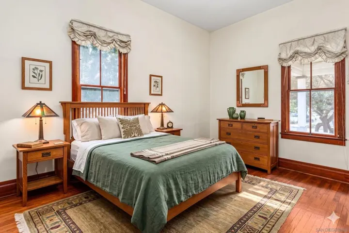 https://zimg.paragon.ice.com/ParagonImages/Property/PA/SDMLS/-522110/8/120/90/c8908ecce368294d611ac41193aa44ea/3/83b413e63dd007903a57f6d43f332620/-522110-f77652f7-82aa-40c1-8d68-4ef899c9cdf2.JPG