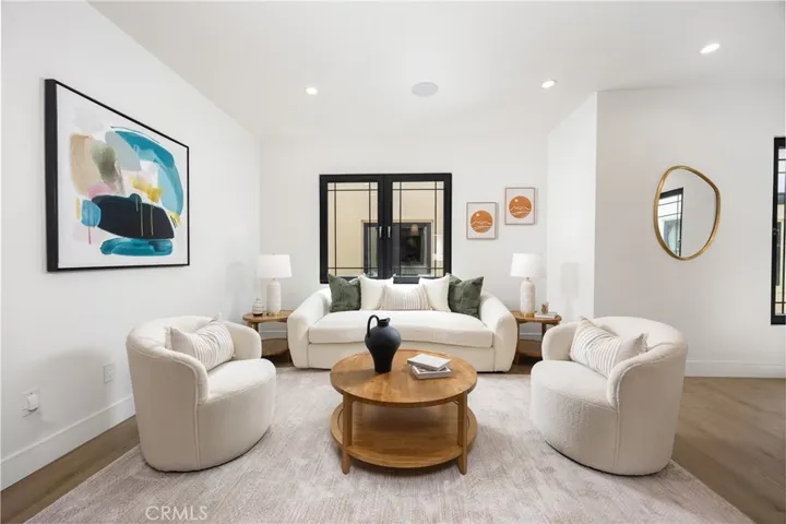 826 Sunset B, Arcadia, California 91007