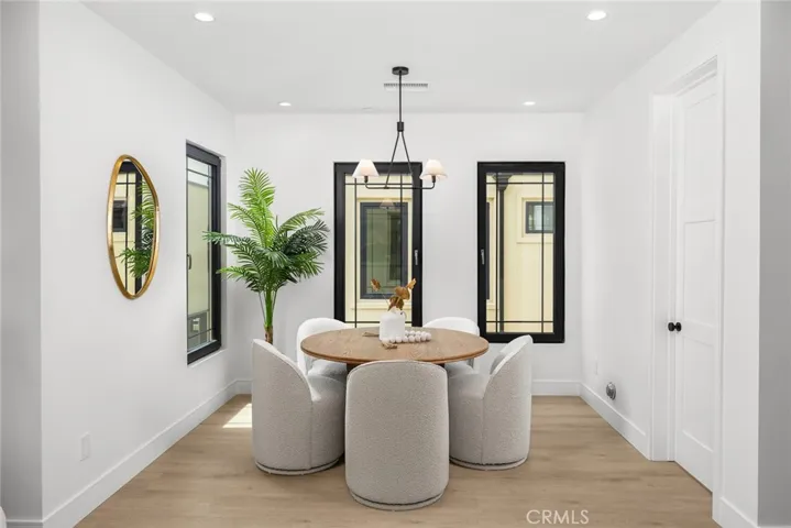 826 Sunset B, Arcadia, California 91007