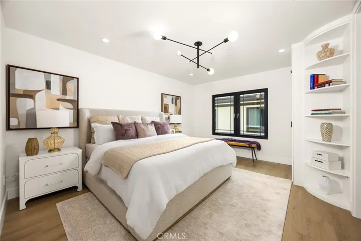 826 Sunset B, Arcadia, California 91007