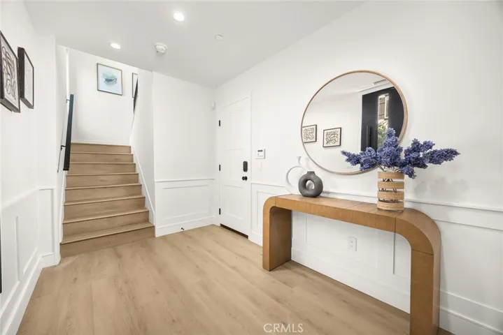 826 Sunset B, Arcadia, California 91007