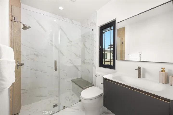 826 Sunset B, Arcadia, California 91007