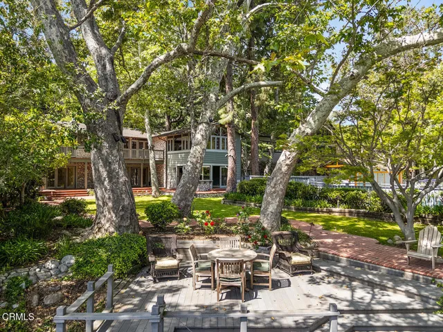 1265 Club House Dr 024-mls