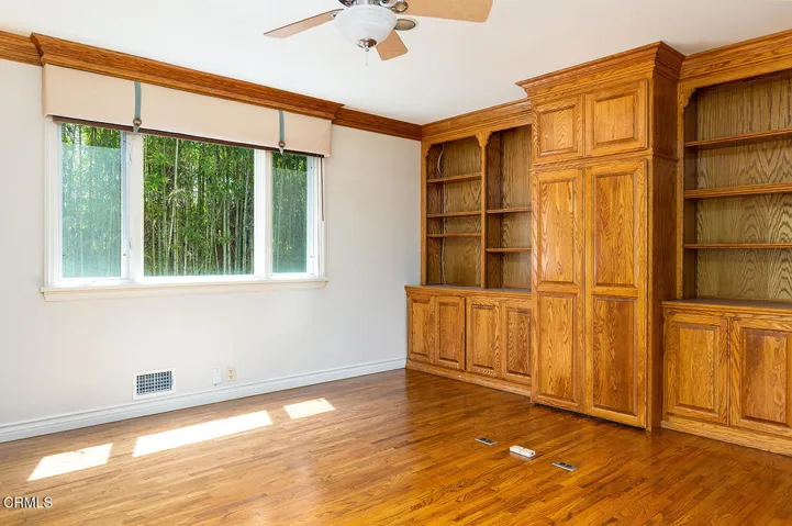 1265 Club House Dr 019-mls