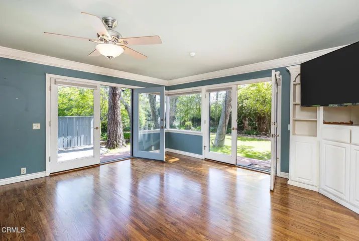 1265 Club House Dr 012-mls