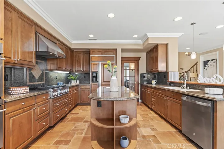 28821 Drakes, Laguna Niguel, California 92677