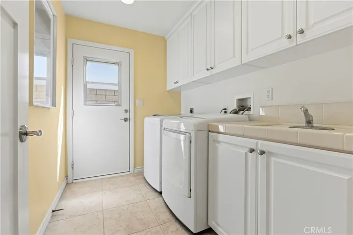 28821 Drakes, Laguna Niguel, California 92677