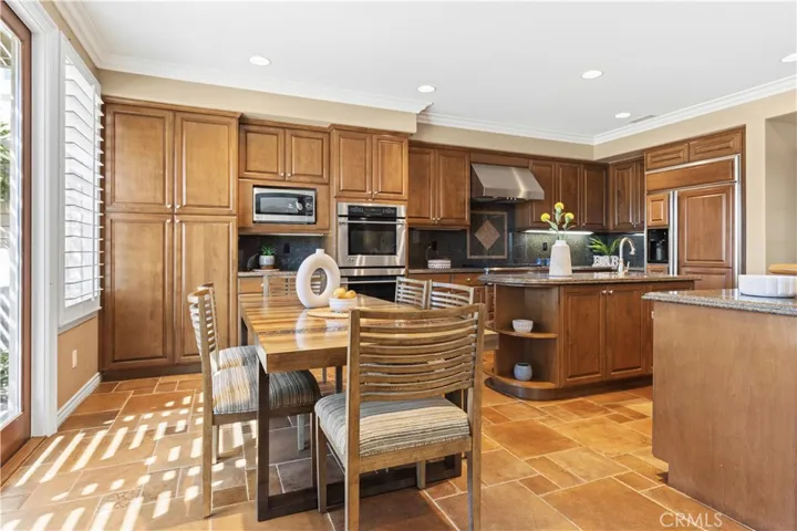 28821 Drakes, Laguna Niguel, California 92677