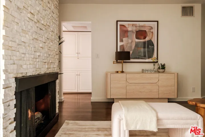 141 S Clark Drive 404, West Hollywood, California 90048