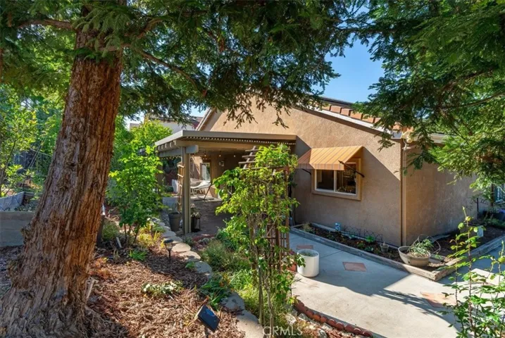 322 Montebello Oaks, Paso Robles, California 93446