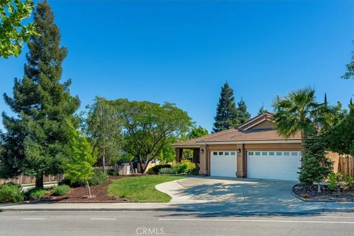 322 Montebello Oaks, Paso Robles, California 93446