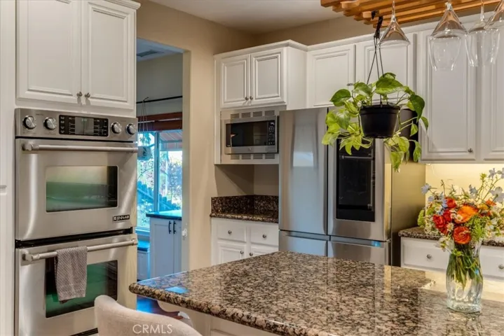 322 Montebello Oaks, Paso Robles, California 93446