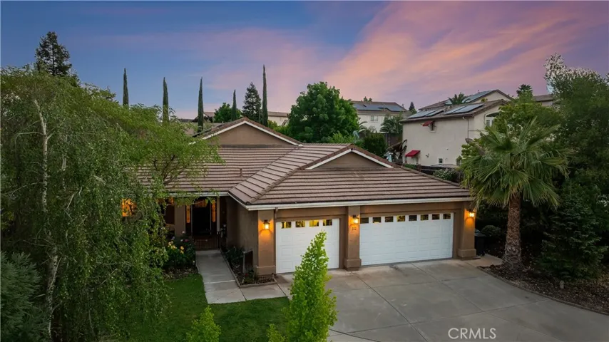 322 Montebello Oaks, Paso Robles, California 93446