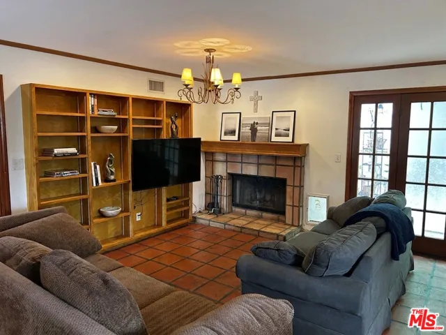 13626 Shablow Avenue, Sylmar, California 91342 — photo 4