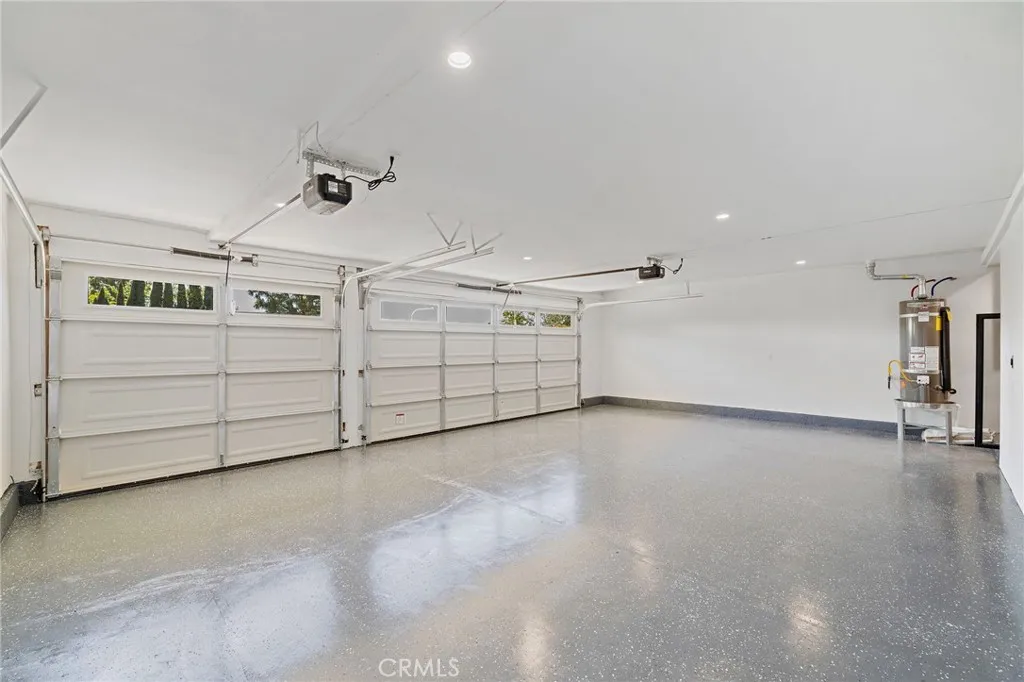 3 car garage