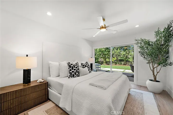 Primary suite with backyard access