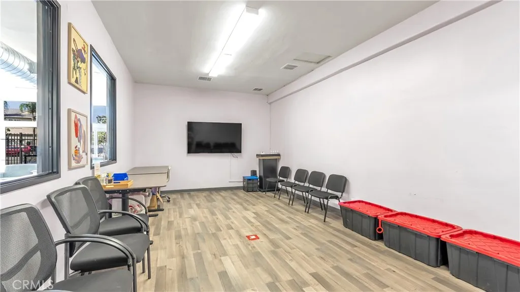 clinique waiting area