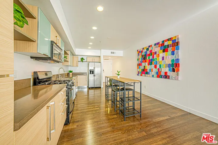 1234 Wilshire Boulevard 321, Los Angeles, California 90017