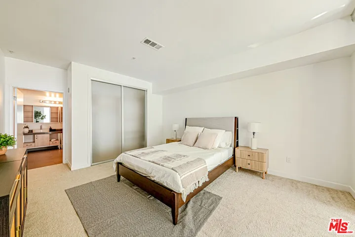 1234 Wilshire Boulevard 321, Los Angeles, California 90017