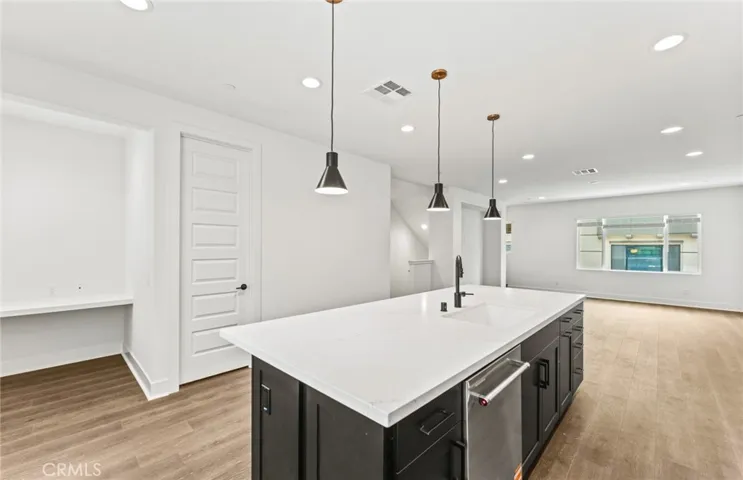 102 Sorrel Court, Burbank, California 91506