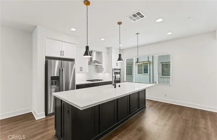 102 Sorrel Court, Burbank, California 91506