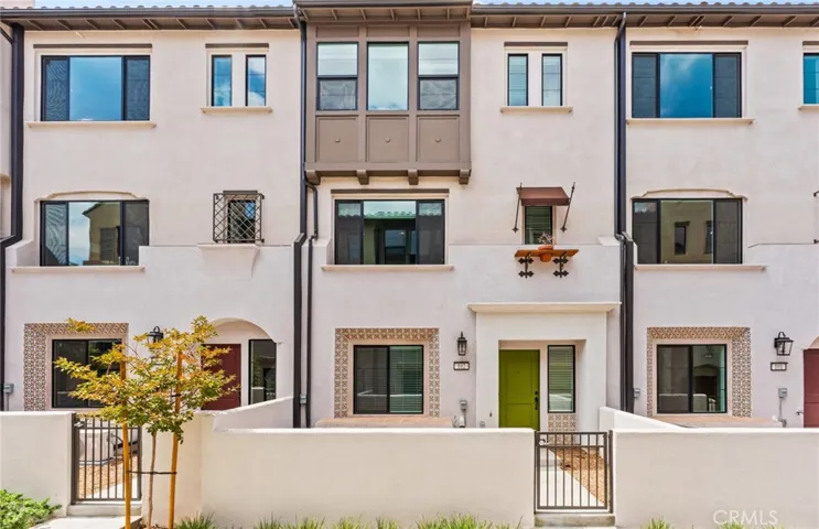 102 Sorrel Court, Burbank, California 91506
