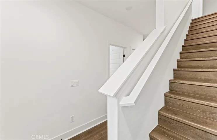 102 Sorrel Court, Burbank, California 91506
