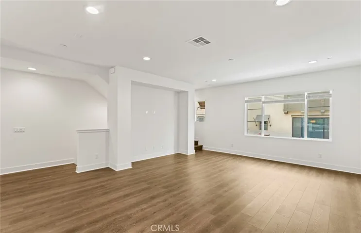102 Sorrel Court, Burbank, California 91506