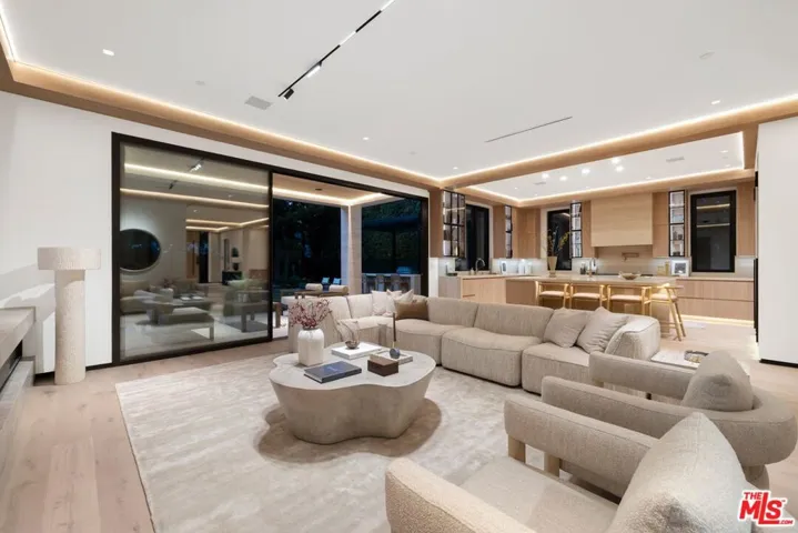 3022 Patricia Avenue, Los Angeles, California 90064