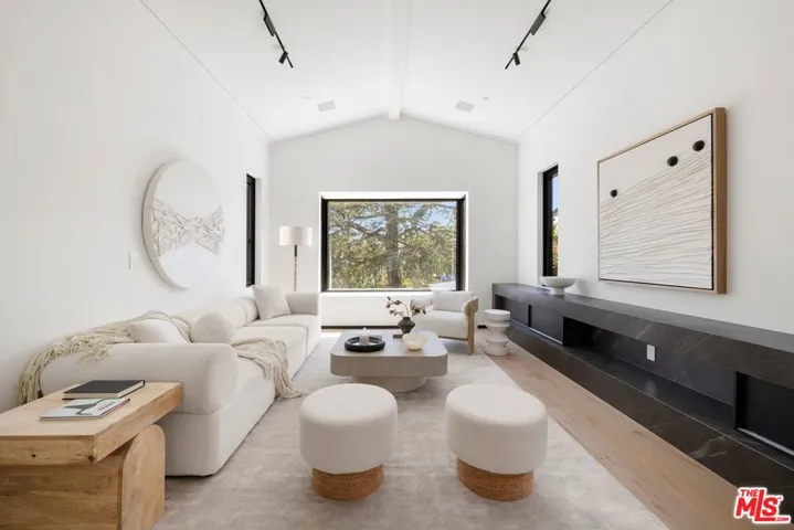 3022 Patricia Avenue, Los Angeles, California 90064