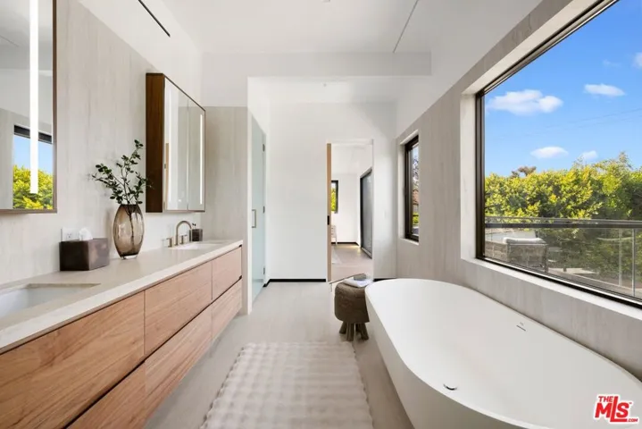 3022 Patricia Avenue, Los Angeles, California 90064