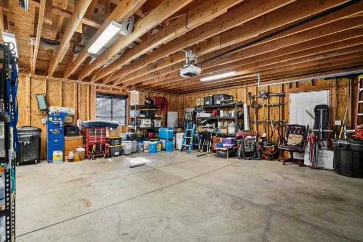 43-web-or-mls-Rim Rock Rd-S0910-045
