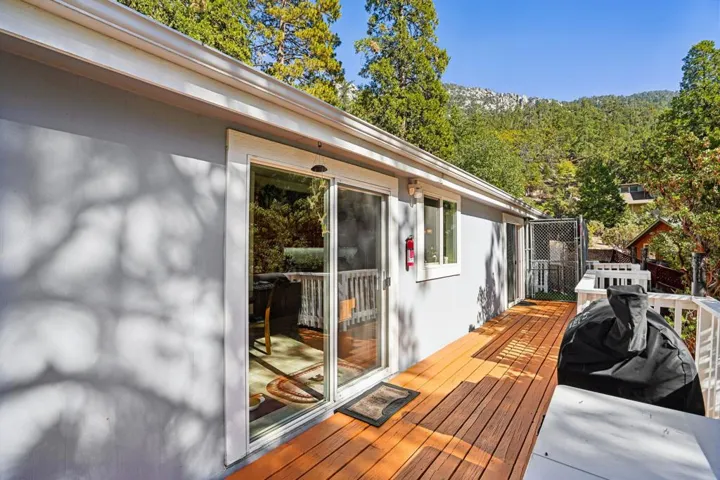 47-web-or-mls-Rim Rock Rd-S0910-049