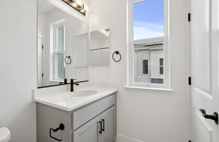 671 Lindendale Court 168-18 Plan 5, San Jose, California 95117