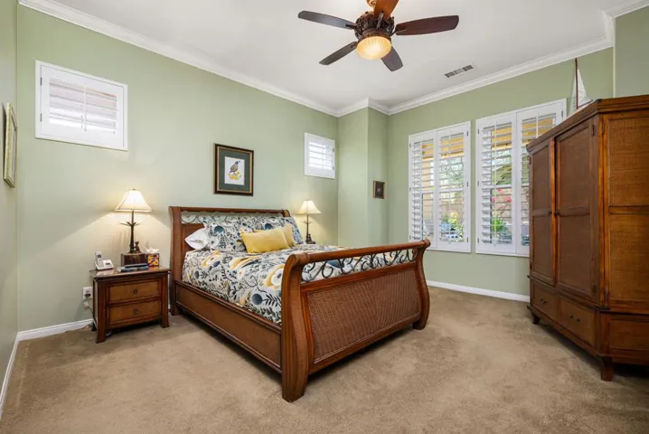 30-web-or-mls-JMLiving_OPMG_0426_030