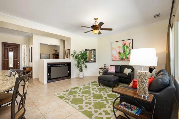 12-web-or-mls-JMLiving_OPMG_0426_012