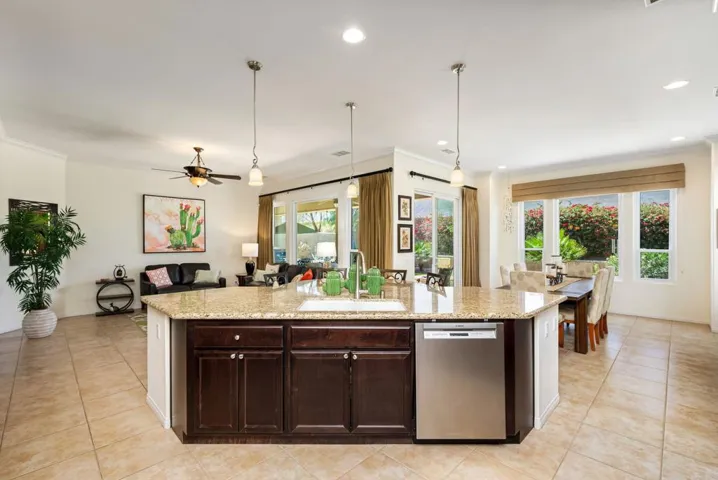 19-web-or-mls-JMLiving_OPMG_0426_019