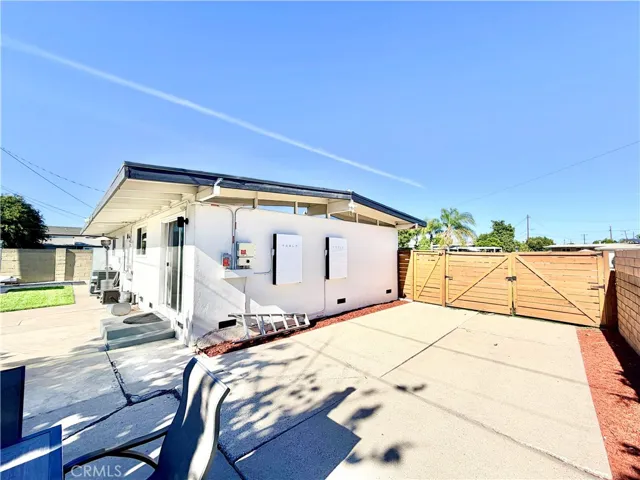 6591 Arizona, Buena Park, California 90621