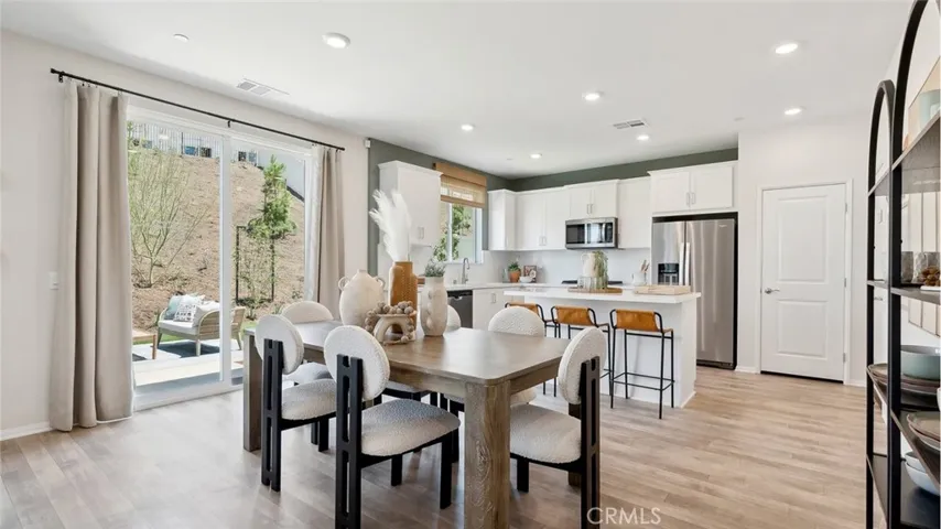 11392 Forge Road, Corona, California 92883