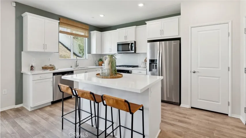 11392 Forge Road, Corona, California 92883