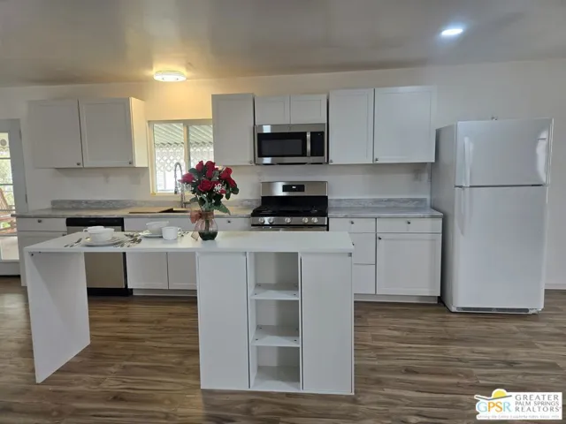 Open Kitchen With Island