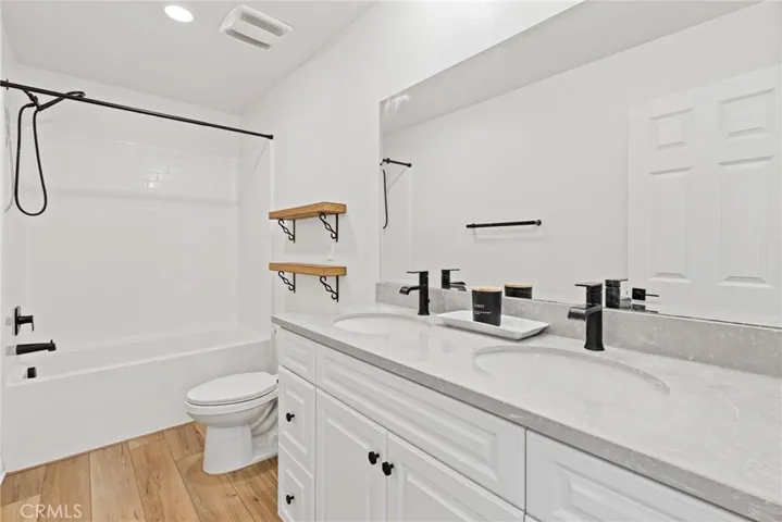 Kids Bathroom
