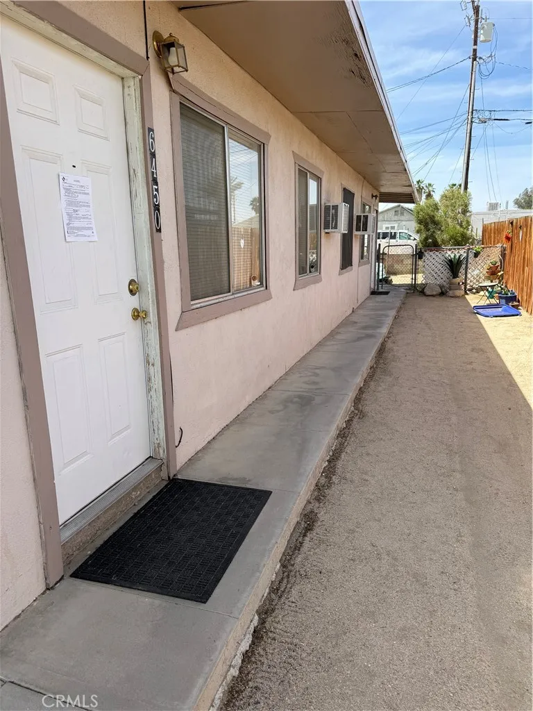 Entry View A & B units