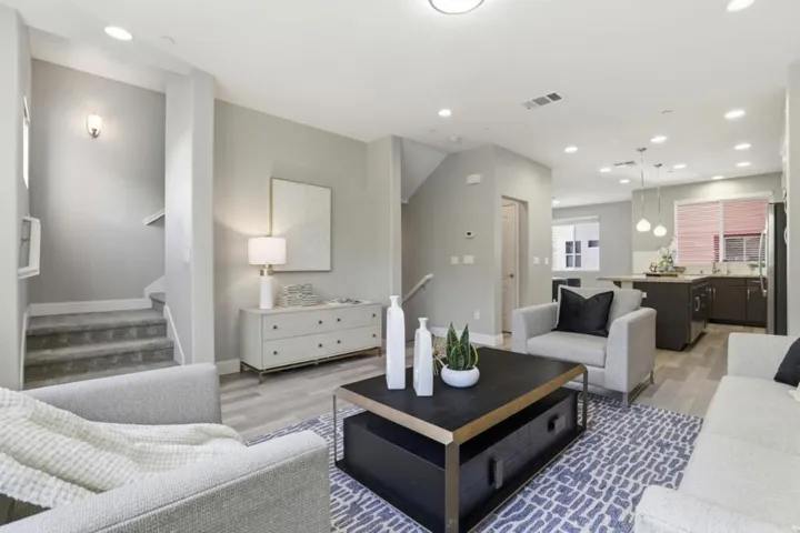 446 Ellicott Loop, San Jose, California 95123