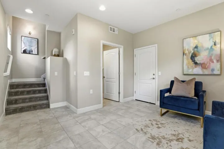 446 Ellicott Loop, San Jose, California 95123