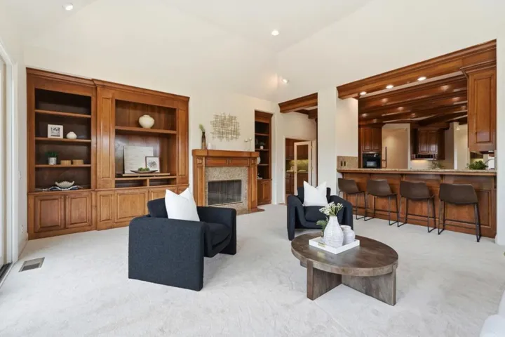 899 Vista Del Roble Place, San Jose, California 95120