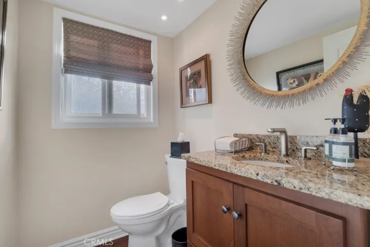Powder room