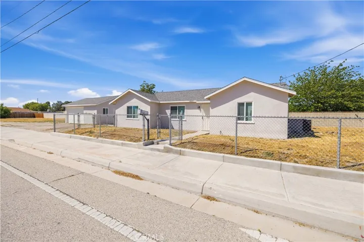 1807 W Avenue K8, Lancaster, California 93534